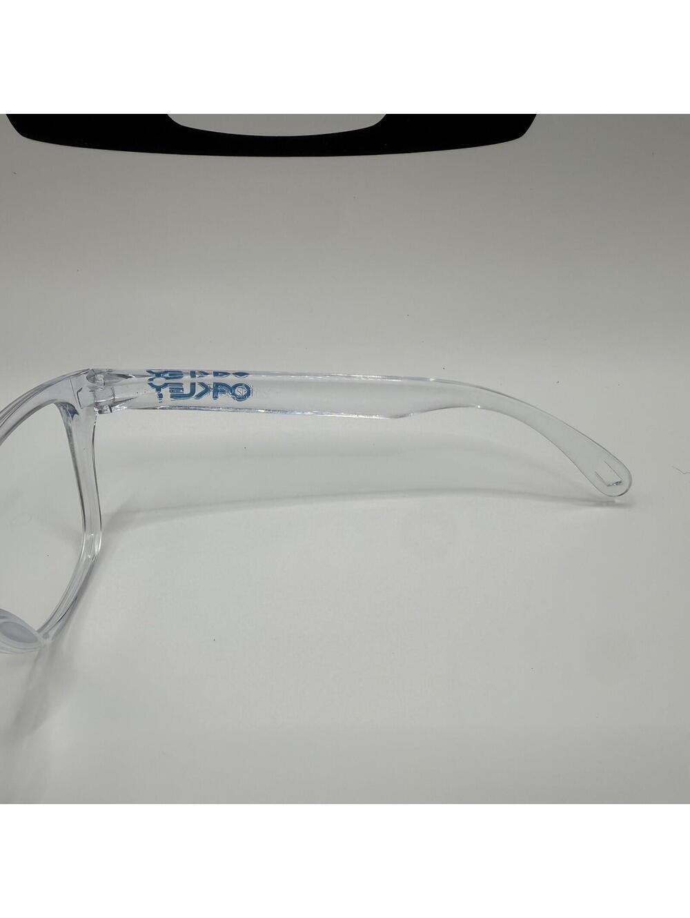 Oakley Frogskins  XS Polished Clear Frame Replacement parts - Picture 8 of 9